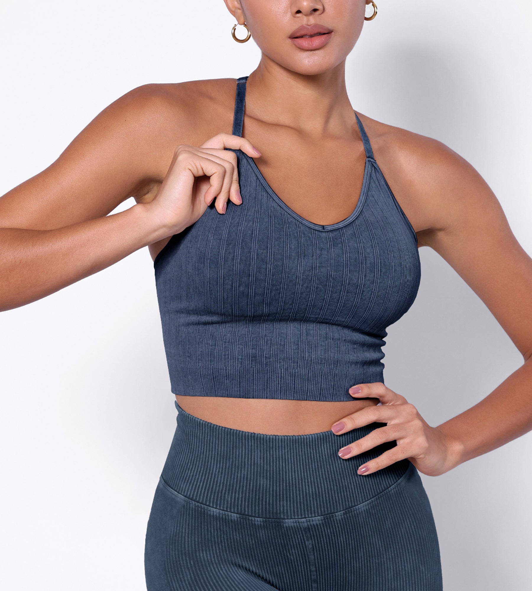 Seamless Strappy Sports Bra with Removable Pads - ododos