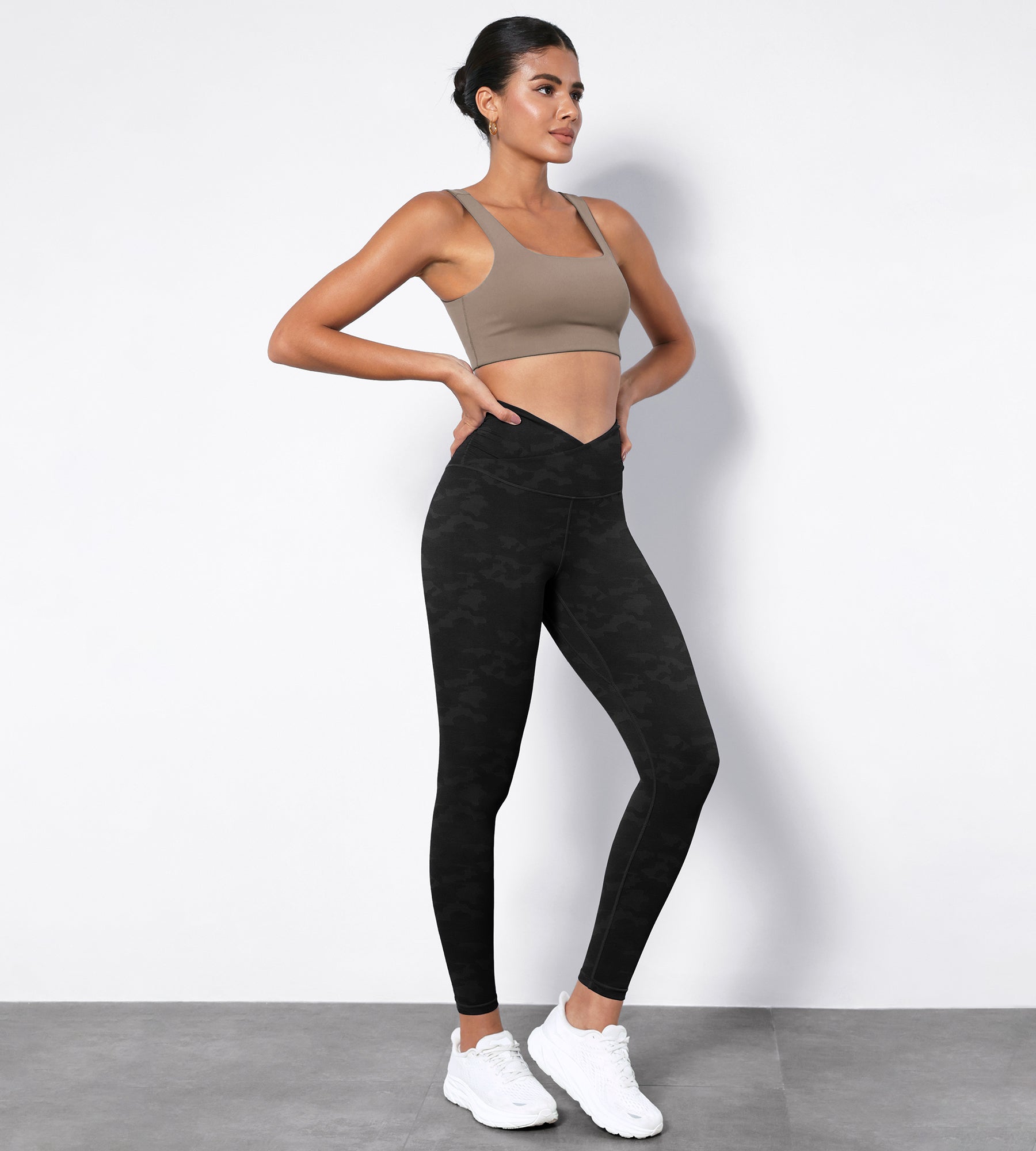 ODODOS Women's High Waisted Full Length Yoga Leggings with Pockets, 28  Inseam Tummy Control Non See Through Workout Athletic Running Yoga Pants,  Black, X-Small, Black, XS : Buy Online at Best Price