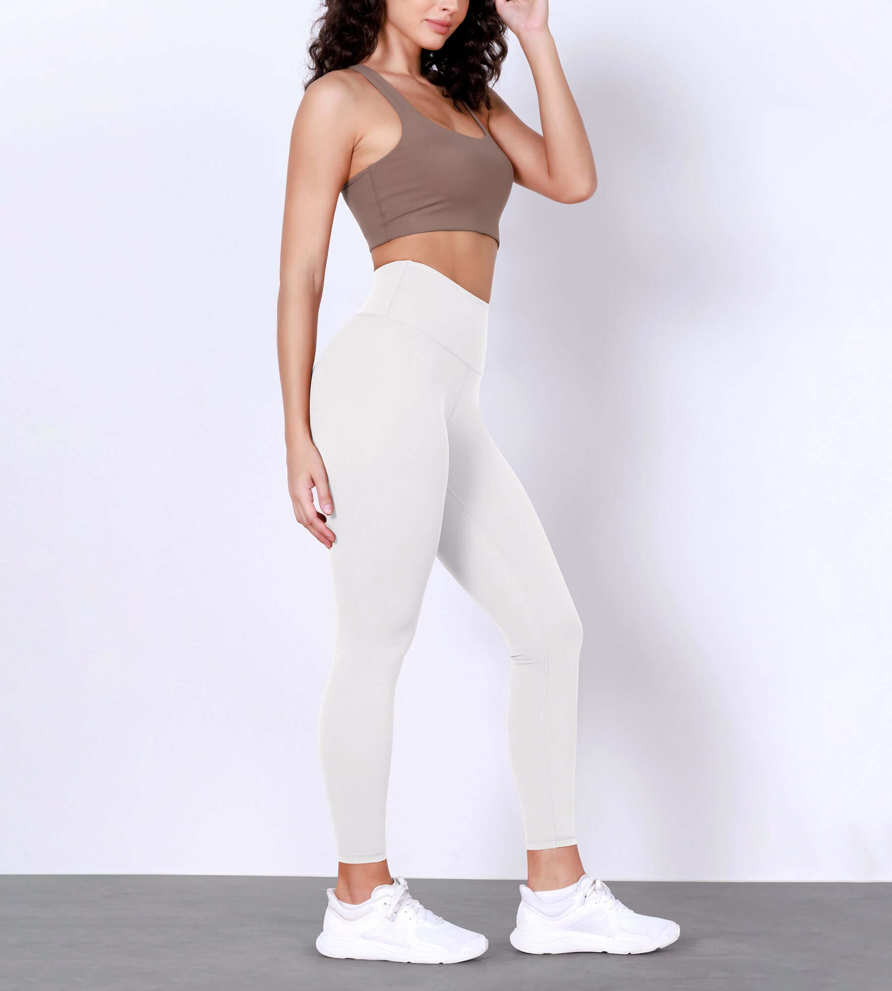 25" Body-Hugging Workout Leggings with Back Pocket White - ododos