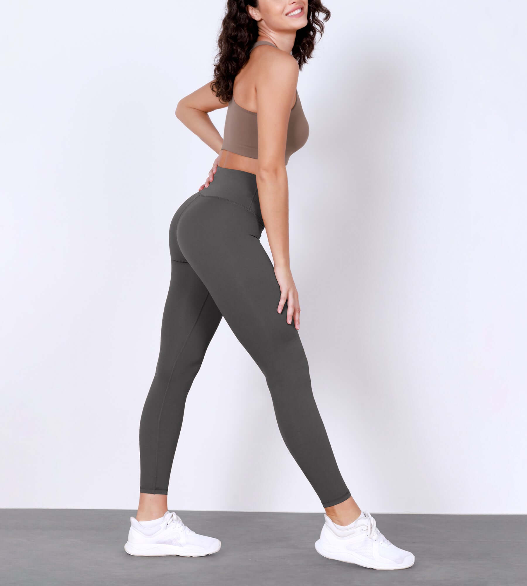 25" Body-Hugging Workout Leggings with Back Pocket - ododos