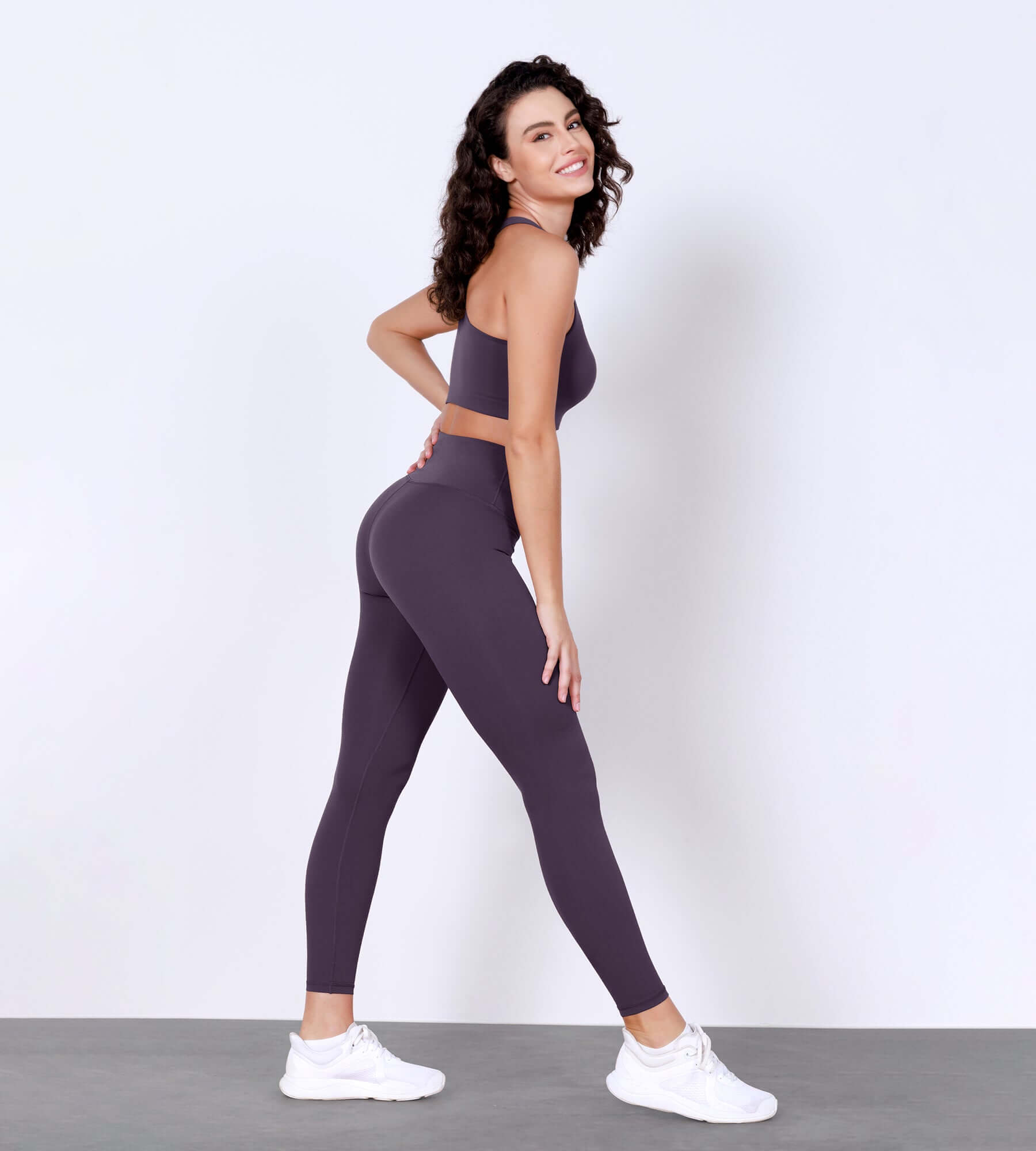 25" Body-Hugging Workout Leggings with Back Pocket - ododos