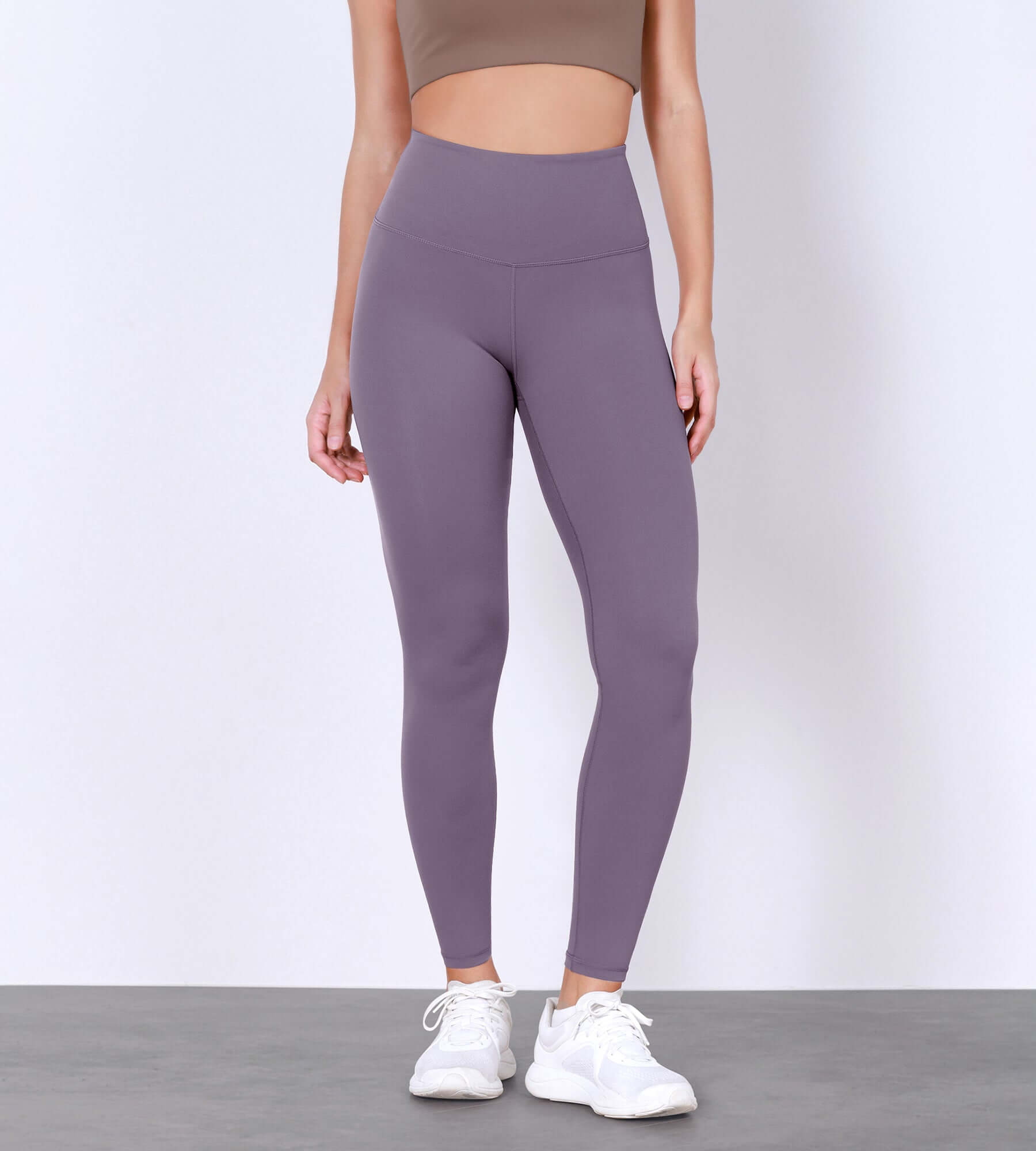 28" Body-Hugging Workout Leggings with Back Pocket - ododos