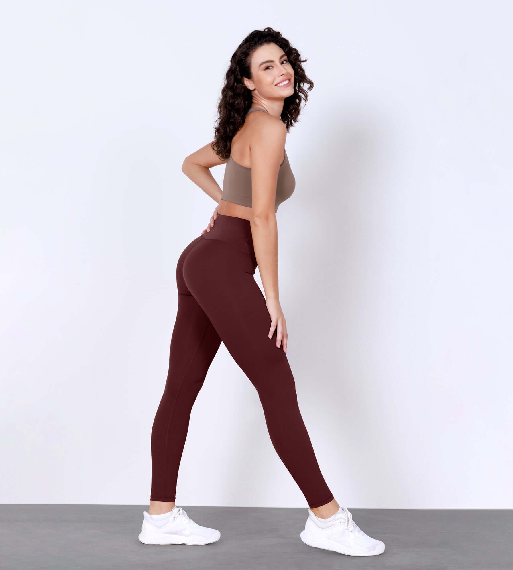 28" Body-Hugging Workout Leggings with Back Pocket Burgundy - ododos