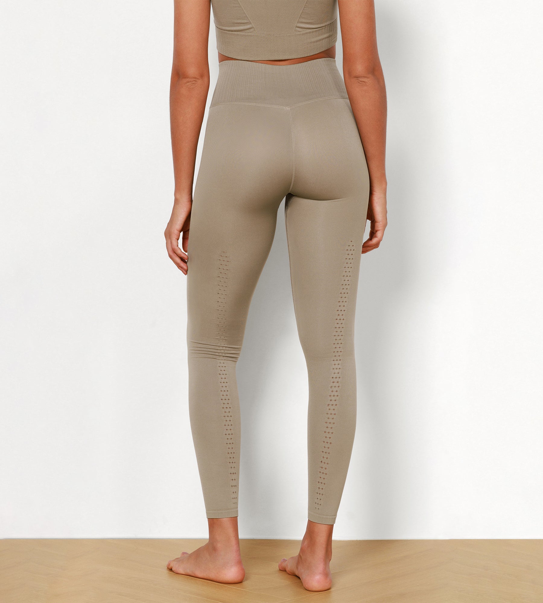 7/8 High Waist Seamless Ribbed Leggings - ododos