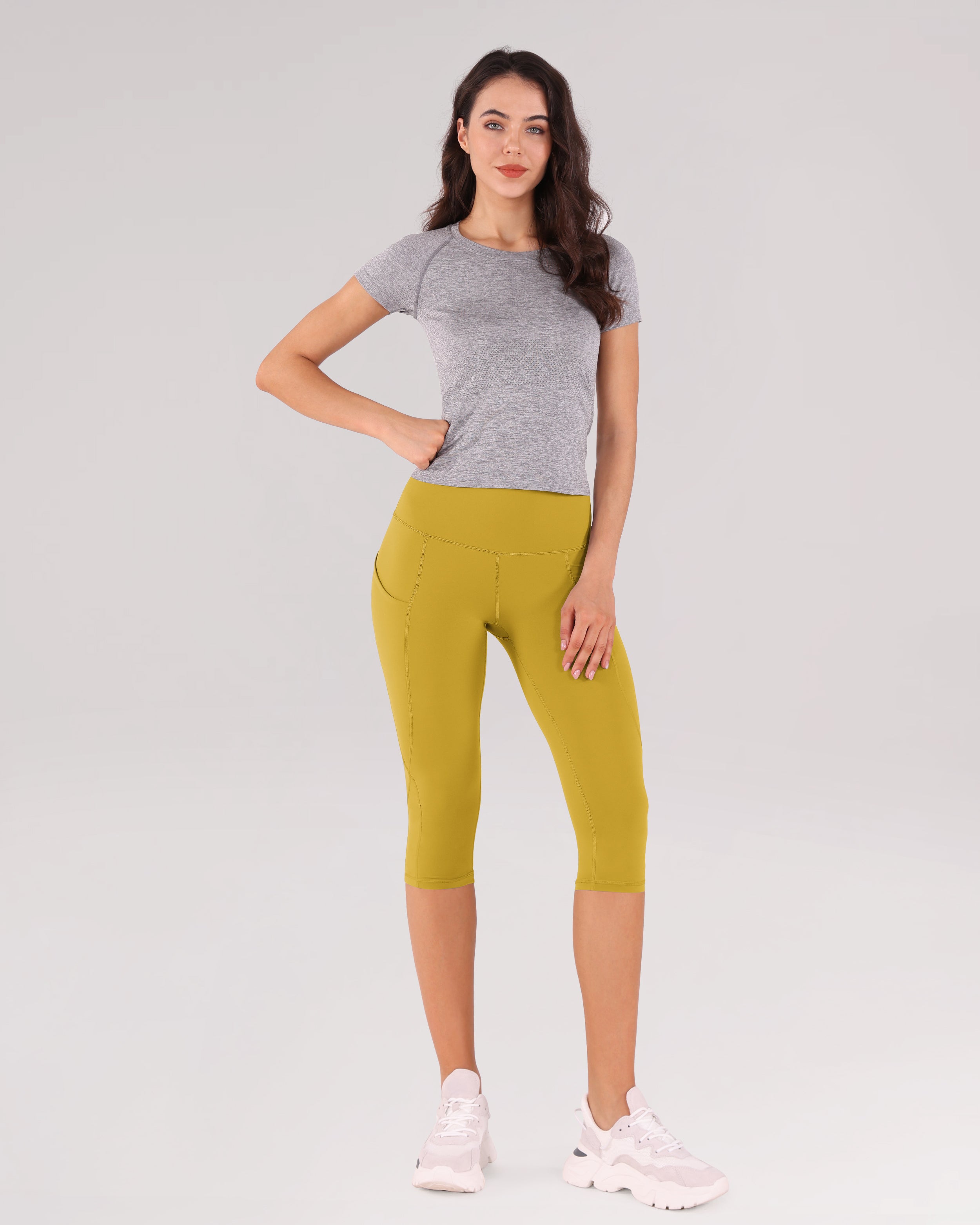 19" High Waist Yoga Capris with Pockets - ododos